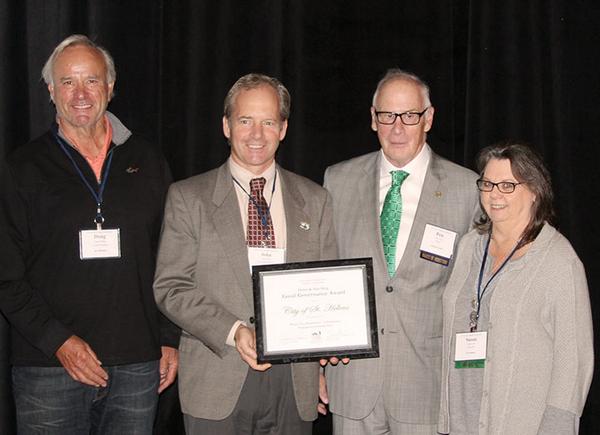 OregonCities's tweet photo. St. Helens wins Good Governance Award for its "What's Your Waterfront?" project. #LOC2014 http://t.co/ONnBUVpw2n