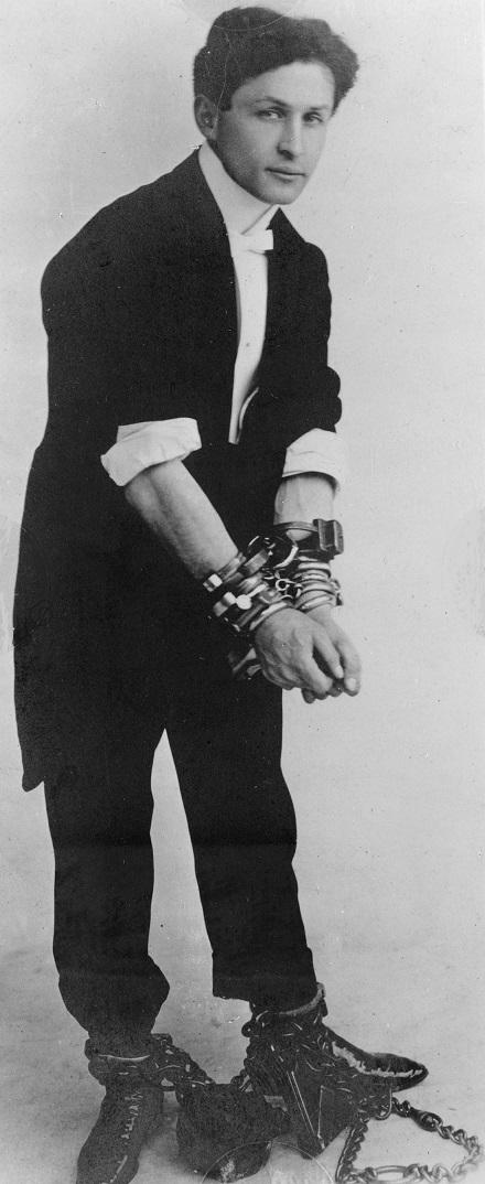 Picture of Harry Houdini in 1905 