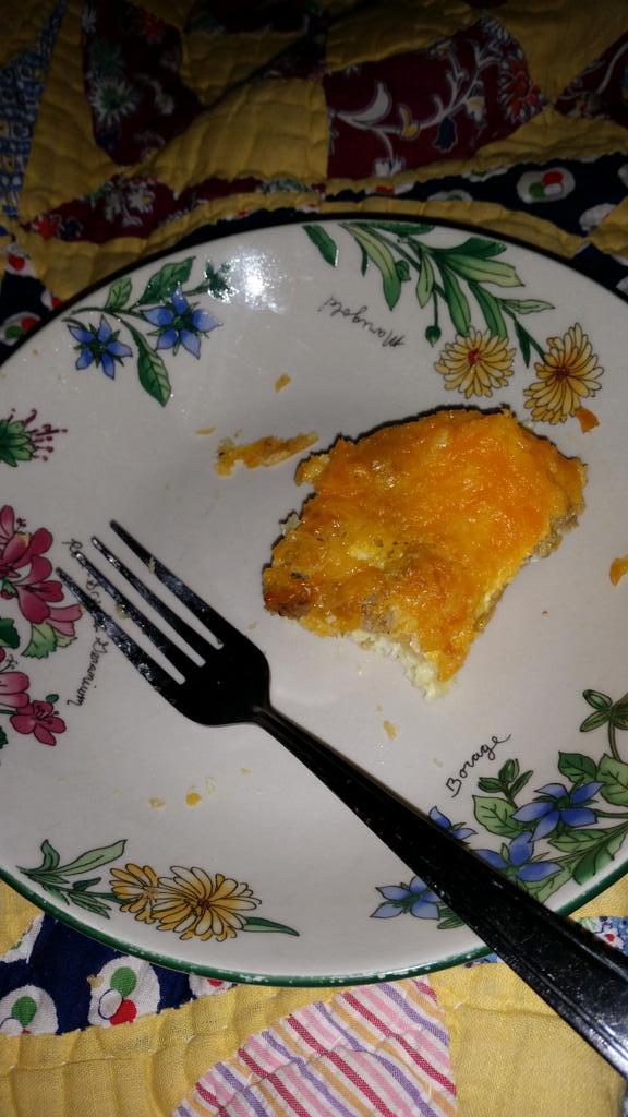andriabusby30's tweet photo. Breakfast of a champion @morganlwilkins #yummm http://t.co/fI6U3VhWII