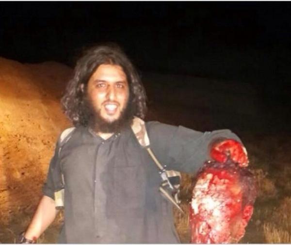 dg99dg_'s tweet photo. #استشهاد_خالد_الروسي
هل رسول الله عليه الصلاه والسلام كان يفعل مثل هذا؟ اذا لا!
هذا دين من ؟وأين مثواه
ابحث عن اجابه http://t.co/yMOYaaYDom