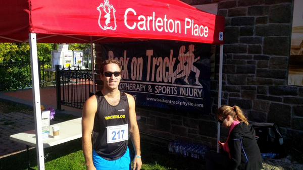 BOTPhysio's tweet photo. Our Kin @dossantos162 at back on track supports the Brett Pearson Run @JODYMITIC #MentalHealth #SucidePrevention http://t.co/EJkmA2PnY4