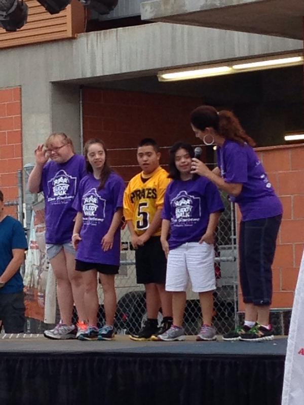 DSASTX's tweet photo. Great job today, National Anthem singers! #SABuddyWalk14 http://t.co/Ki2eugz5DI
