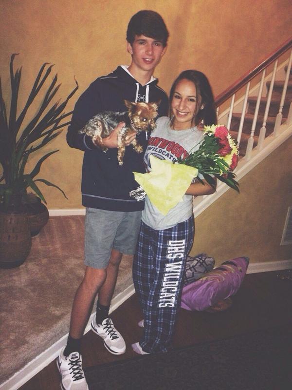 DHShcasking's tweet photo. Of course Daniella would say yes with that cute puppy 😍 http://t.co/RQ6GI9o5ni