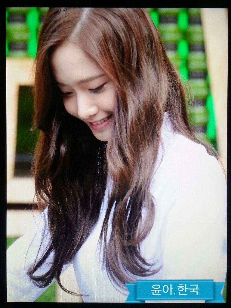 [PIC][27-09-2014]YoonA tham dự sự kiện “Innisfree PLAY GREEN Festival 2014” tại Seocho Culture & Arts Park vào chiều nay - Page 3 ByjSehXCIAA2UQ8