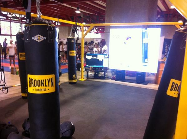 BrooklynFitbox's tweet photo. Seguimos en #arnoldmadrid! Sí estás por aquí acércate a vernos! #arnold2014 http://t.co/EcIQNEVcOq