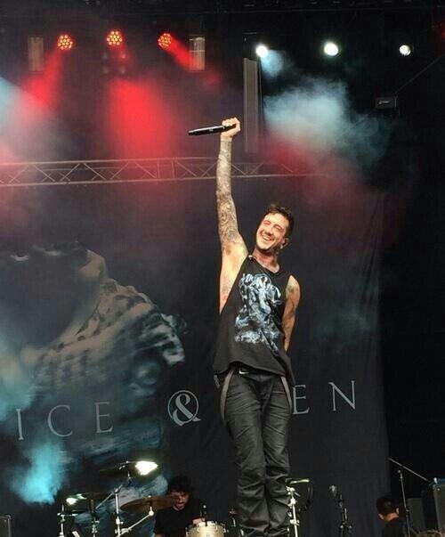 Happy birthday to a huge inspiration to me, Austin Carlile the music youve made has touched me in many ways. 