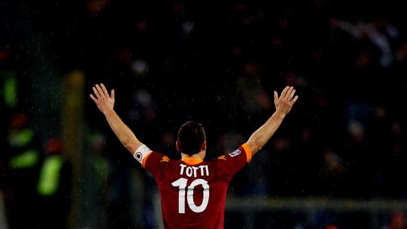 Happy Birthday to the gladiator of Rome, Francesco Totti! 