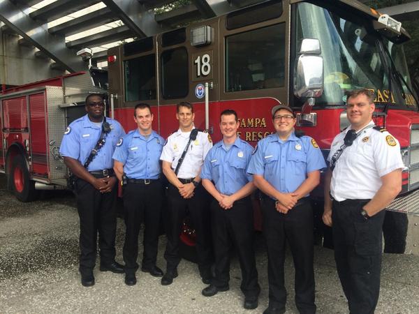 Vivians_onfire's tweet image. Thanks to #engine13 and #engine18 from @TampaFireRescue for coming to @mositampa for #SafetySaturday #5dollarday