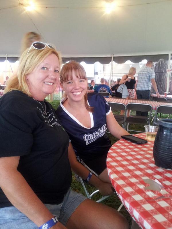 ohiobat's tweet photo. DAI oktoberfes with Pam  and Britt http://t.co/XcGZdndexI