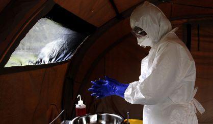 Médicos não conseguem explicar, algo bizarro está acontecendo com os sobreviventes do "Ebola"
