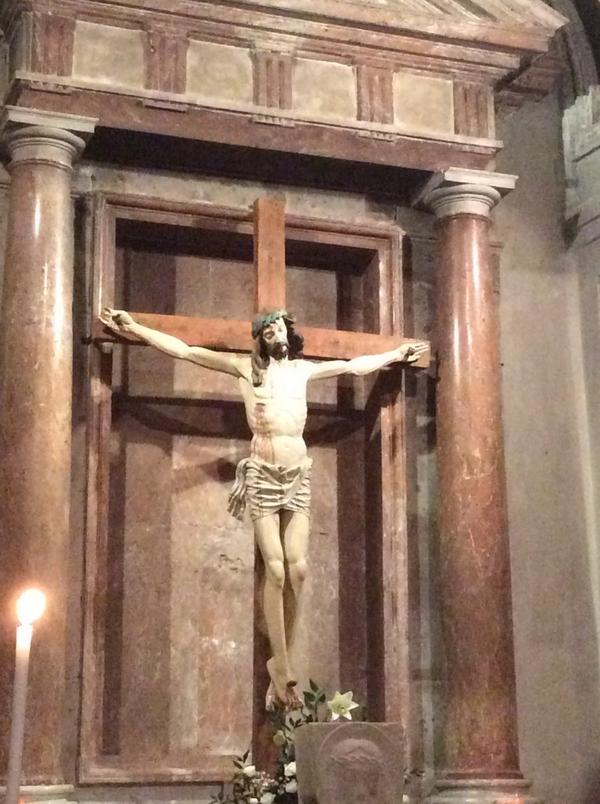 MorconeM's tweet photo. È' di nuovo esposto un cristo del 300 restaurato a farfa #fectesorostrordinario http://t.co/luiu2sJ52S