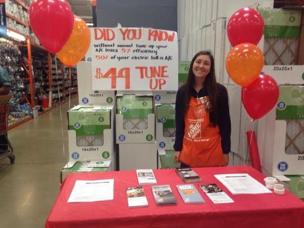 ForumHomeDepot's tweet photo. Rain doesn't stop driving services at Live Oak. @THDSpecialtyOps @Rudy3378 @gobobbyo http://t.co/cA93Ao4E7z