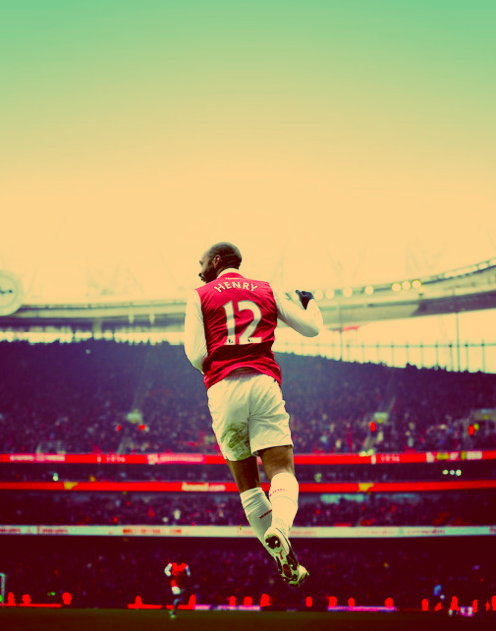 MotivacionesF's tweet photo. "Yo como fútbol, duermo fútbol, respiro fútbol. No estoy loco, sólo soy apasionado” - Thierry Henry. http://t.co/qmUfLnYciA