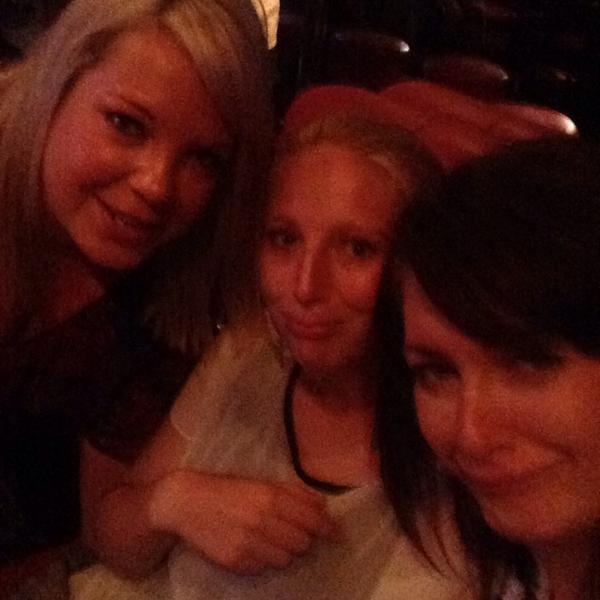 nellenellyx's tweet photo. When Clare shouts "were best friends" when trying to explain drink being poured on the table!!! http://t.co/lB18DRxUH5