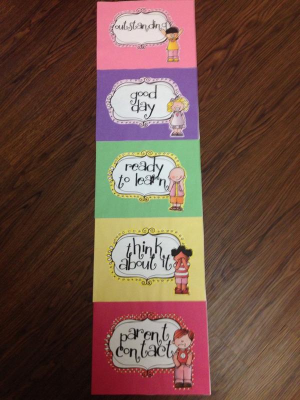 KC_Moon1's tweet image. Getting some essentials done for my classroom today! #Kindergarten #behaviorchart #schedule