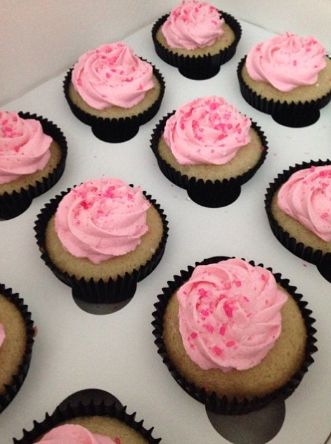 CupcakeGirlsPDX's tweet photo. Can't wait to tell people about the resources available to them through The Cupcake Girls tonight! http://t.co/P34ZuJSgLT