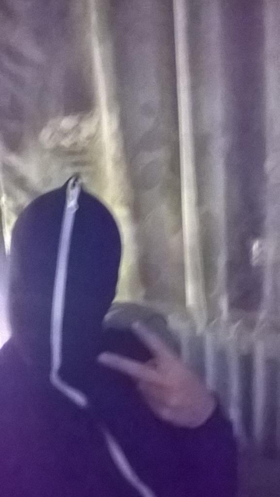 Humate333's tweet image. This is a dream,or this is the Real???No,this is an ufo?-or this is...me??