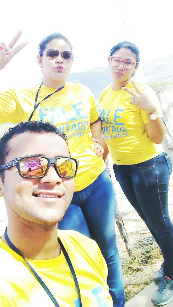leosinho1's tweet photo. Ação show equipe nota 10 @mc_telecom http://t.co/kA5CJUrh5Z