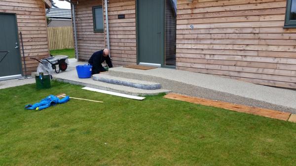 kennym1967's tweet photo. http://t.co/S5VSon0sAw Another quality resin pathway installed by silverbirch contracts ltd. Resin from adbruf http://t.co/Z1dCAg8EY3