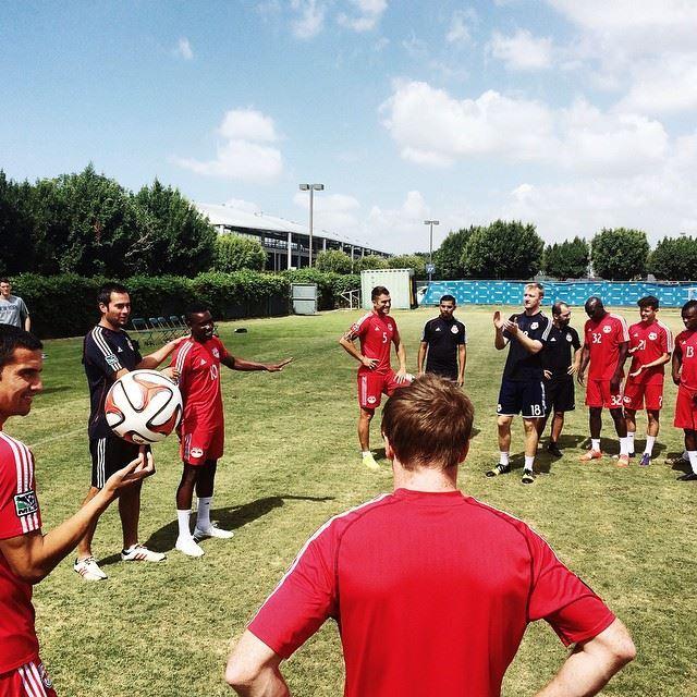  head coach Mike Petke and the rest of the team wishing Lloyd Sam a Happy Birthday before t... 