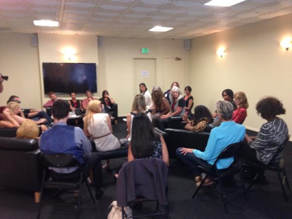 Lindalg2's tweet image. Great panel discussion @ #ladyfilmmakers