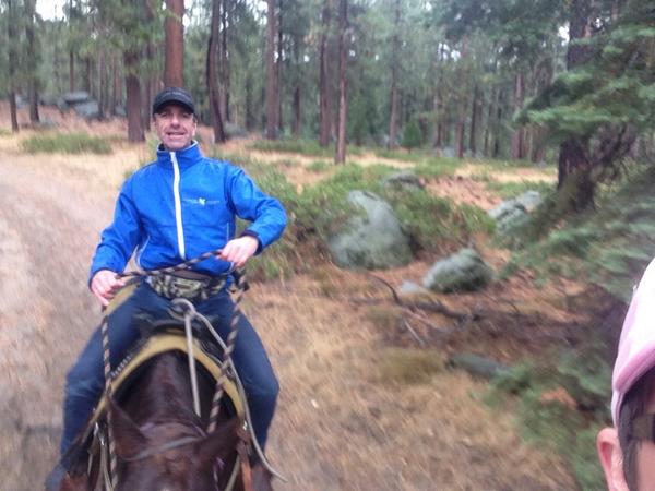 Frankbelien's tweet photo. Dankzij mijn vrouwke deze mooie ervaring kunnen mee maken. Hors riding Lake Tahoe Californië. http://t.co/zqZ69AzO4b
