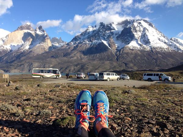 alechandia's tweet image. Hoy más que nunca #AnimaSanaInCorporeSano gracias compañeras! #ASICS #PIM14 #running #TorresdelPaine  #Felicidad
