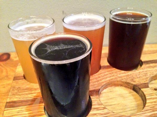tapandcheer's tweet photo. Thank you to @Pacific_Plate & #MarketGrill for the #beer/food pairing! #LABW6 #LABeerWeek http://t.co/ruyBpfBpo1