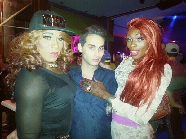 miafierce's tweet photo. Red head.... http://t.co/ZbkOMLsQIV