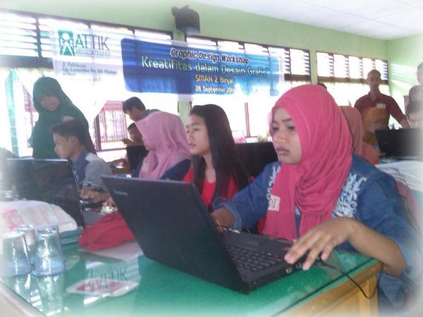 murpilubis1's tweet photo. Serius amat,, #attikindesign #sman2binjai http://t.co/f5o7wg7u4D