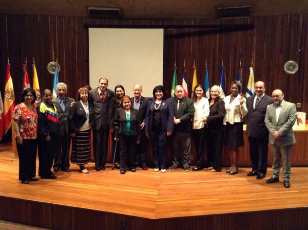 100% ORGULLO RELACIONISTA #CongresoXXIXConfiarp @Marinietta <a href="/pedrolmerchan/">Pedro Luis Merchán E</a> <a href="/lina_alvarado/">Lina Alvarado</a> @FrancisAguadero #Venezuela