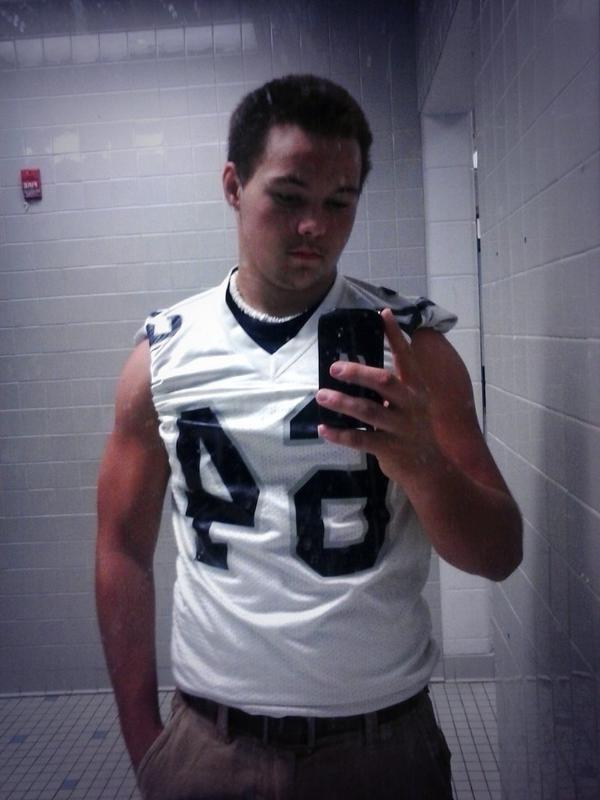 JayRainville's tweet photo. #footballlife http://t.co/u8K1KNLwhS