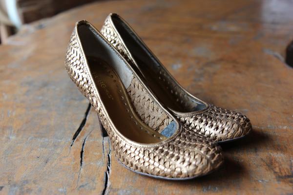 BCBG shoes today only 75K