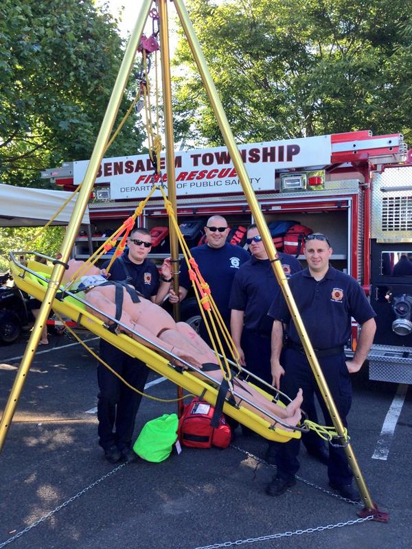 Bensalem_Fire's tweet photo. Bensalem Fall Festival 2014. #Bensalem #iaff #engine222 http://t.co/Mp8MtoVW5d