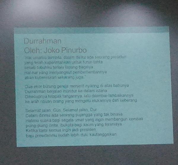 23. Salah satu tips dalam belajar menulis deskripsi, rajin2lah baca puisi/sastra.