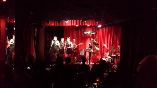 gabrielnik14's tweet photo. @HIPSISTAJAZZ presentando #Ellingtons en la trasnoche de @bebopclub http://t.co/FyPjACD3G1