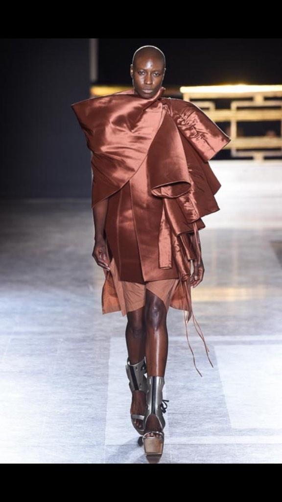 collection_snap's tweet photo. Rick Owens
#fashion #pfw14 #Collection http://t.co/YAsw4yRgn7
