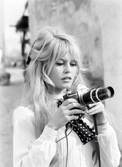 HAPPY BIRTHDAY BRIGITTE BARDOT !
80 years old, still beautiful, body and soul... 