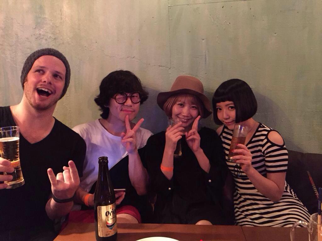 Fukase Sekainoowari 深瀬さんは偶然にも妹の誕生日会だったんだよー なので実家にいました Rt Fromsekaowa 深瀬さんはいなかったんですか Http T Co Ctuwfqt6md Twitter