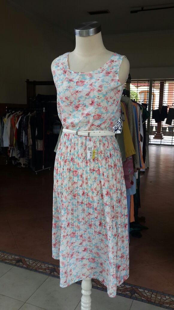 Vintage dress only 50K