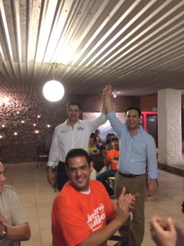 Equipazo!!! Más Unidos, Más Fuertes!!! <a href="/RicardoAnayaC/">RicardoAnayaC</a> <a href="/guillermopadres/">Guillermo Padrés</a> <a href="/javierneblina/">Javier Neblina</a> <a href="/damianzepeda/">Damián Zepeda</a>