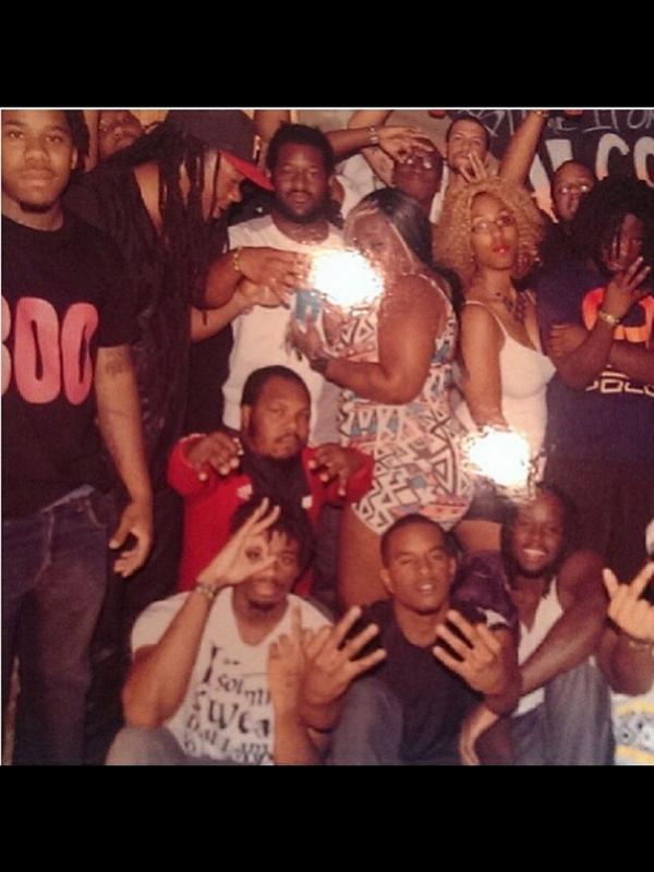 Loyal2Da3's tweet photo. #Squad300 http://t.co/LfB72HlHVC