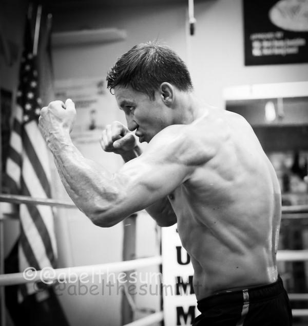 abelthesummit's tweet photo. GGG getting in peak form to give his fans a dramatic fight Oct 18 on HBO @TomLoeffler1 @BernieBahrmasel @HBOboxing http://t.co/xUjLTX2dDV