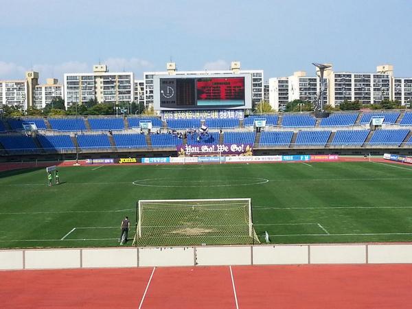 morientes19's tweet photo. 지지 않을꺼라 믿는다... 아니 지지않는다. http://t.co/s6VFbY6mPh