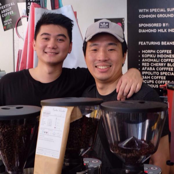 Say "hi" to <a href="/MorphCoffee/">MorphCoffee</a> roast master <a href="/tanghy/">Andrew Tang</a> and <a href="/masterchefID/">MasterChef Indonesia</a> judge <a href="/ArnoldPoernomo/">Arnold.P</a> at the #AFACx115 booth!