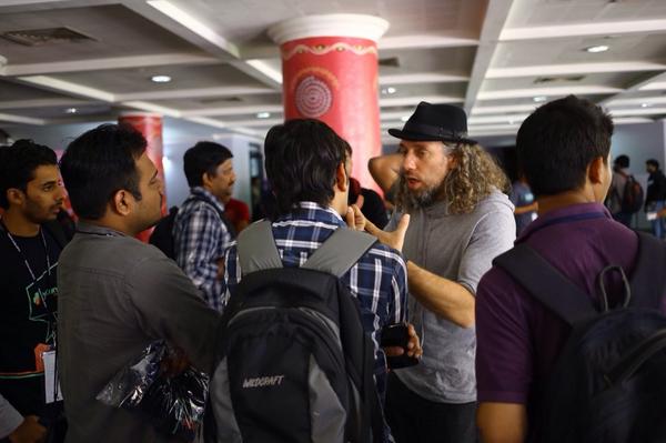 shrienk's tweet photo. @voidspace interacting with participants #pyconindia2014 http://t.co/8ZmRwAnmWC