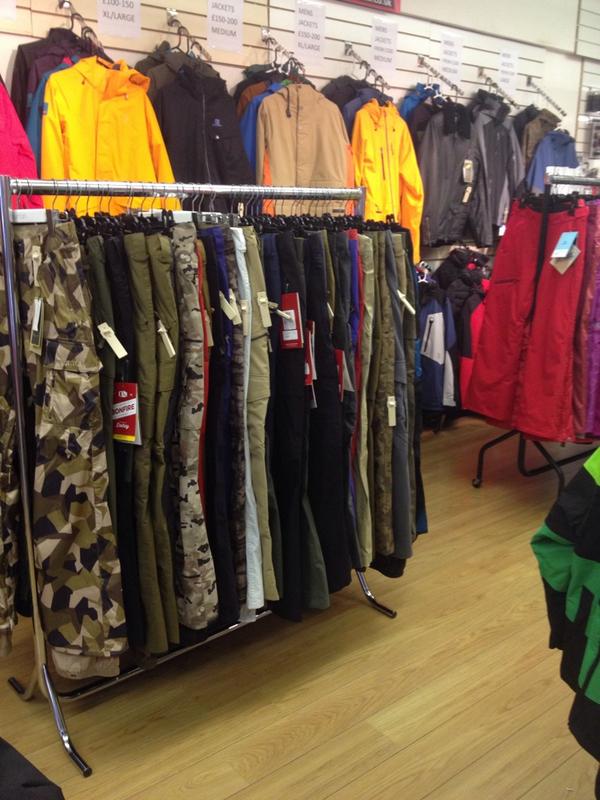 JonathonFountai's tweet photo. Visit the Sail and Ski outlet store today from 12-4pm great pre-season ski bargains to be had! @chesterdotcom @Skiing http://t.co/YsVG37mqtd