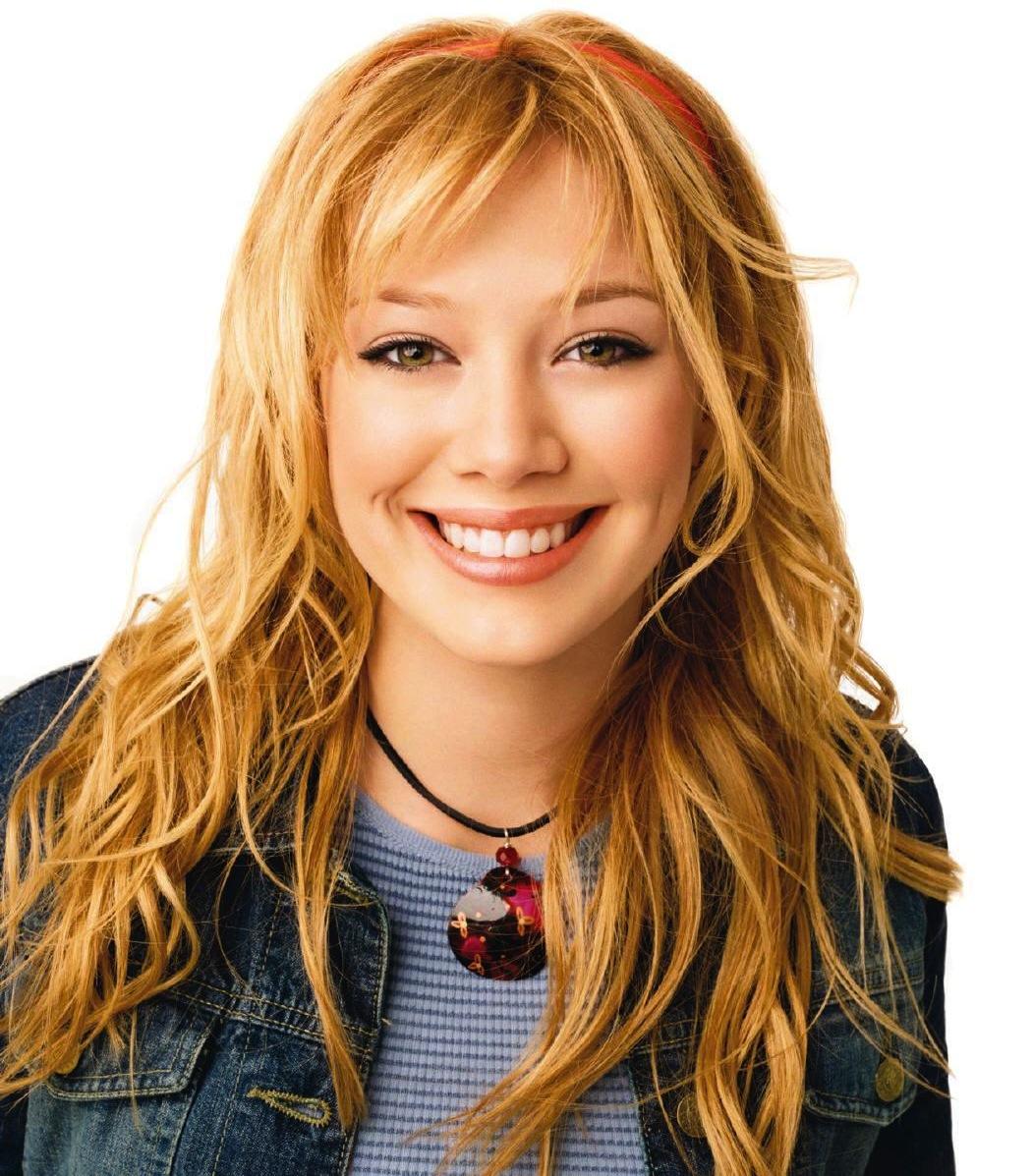 Hari ini, pada tahun 1987, Hilary Duff lahir di Houston, Texas, USA. Happy 27th Birthday, Hilary Duff! 