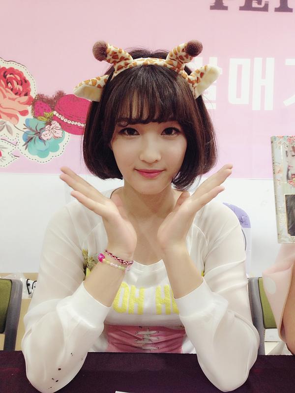 officialLABOUM tweet picture