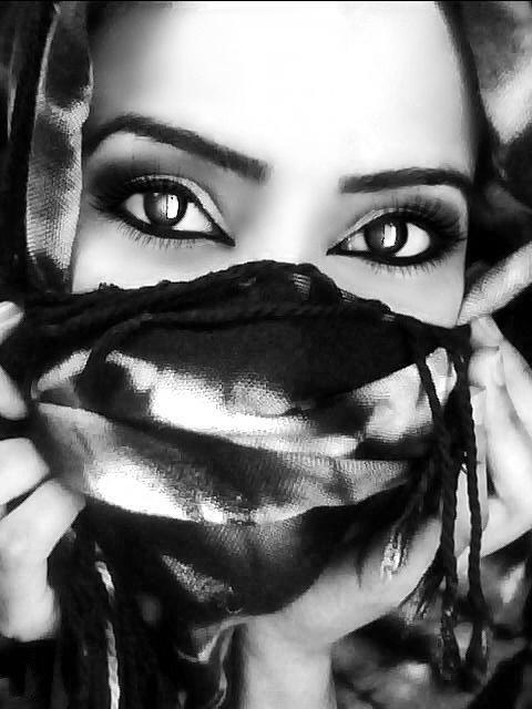 FuckedGirlIssue's tweet photo. 👀 her eyes 💦 http://t.co/i0ig7xOUOx